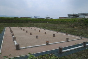 二之丸掘立柱建物跡（2015年、北から）