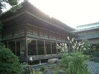 翠明荘 日本館