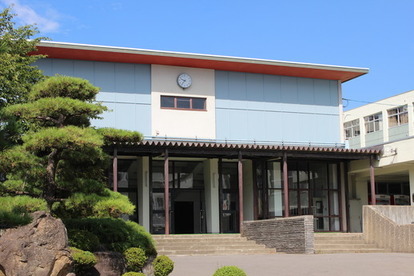 中央高校